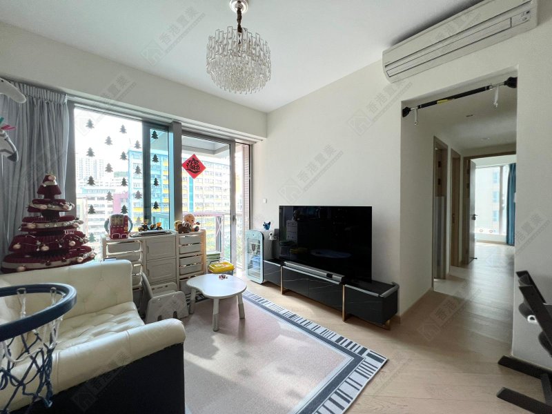 Grand Central Phase I 3 Rooms 2 Living Rooms 