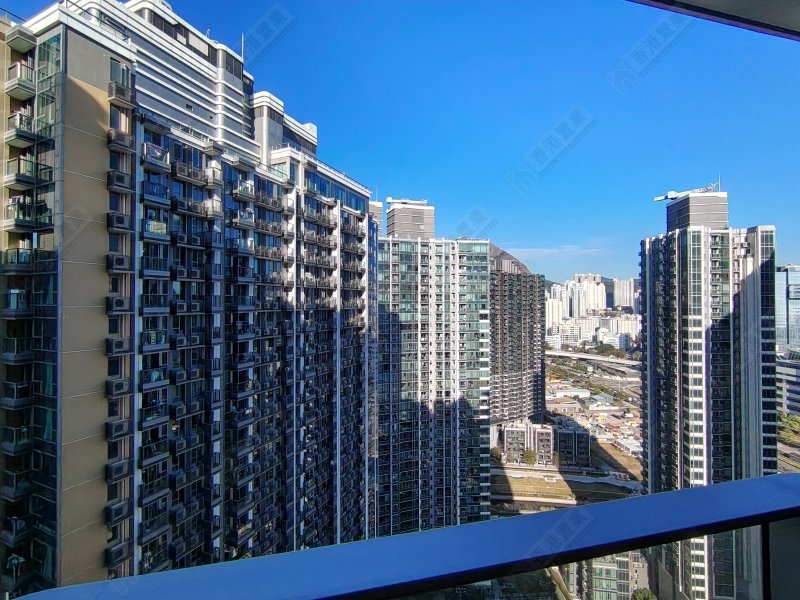 Henley Park 1 Room 2 Living Rooms 