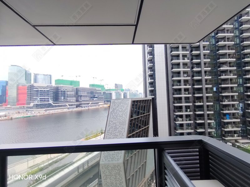 Twin Victoria 1 Room 2 Living Rooms 