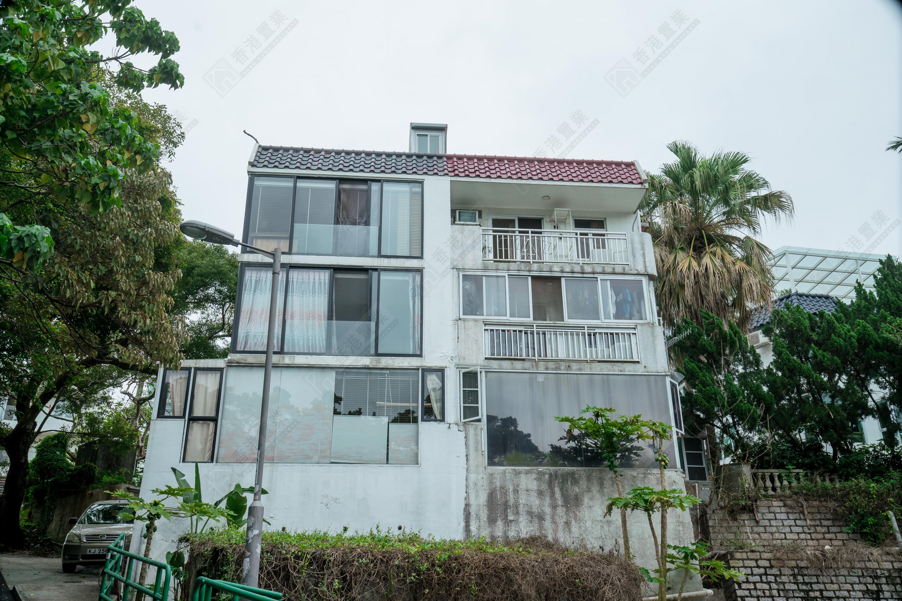Spanish Villas - Sai Kung / Clear Water Bay | Estate Page | Hong Kong  Property